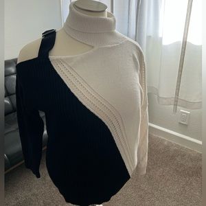 Black and White Cruella DeVil Knit Sweater with Off-The-Shoulder Bare Shoulder